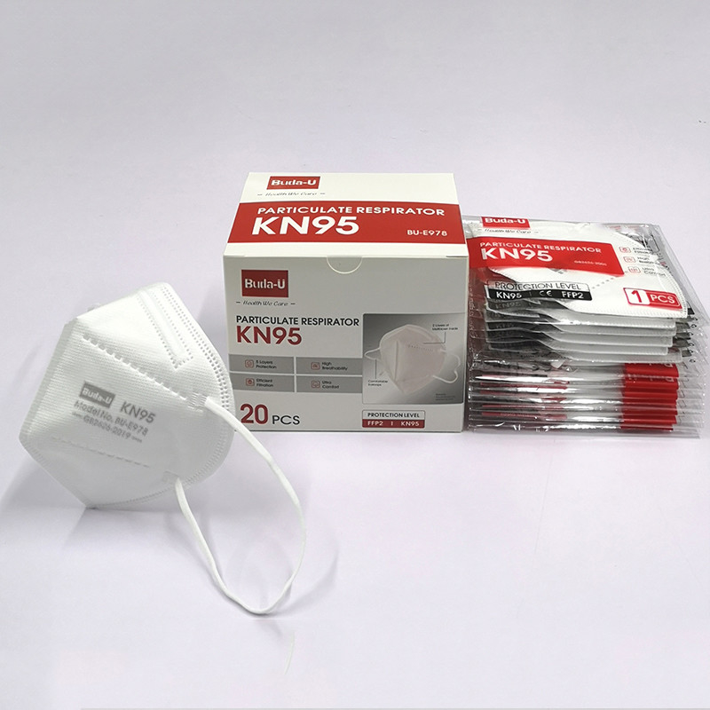 KN95 filtrant le demi masque, masque non-tissé du respirateur KN95, modèle With de FDA u.c.e. 2+2+1 couches